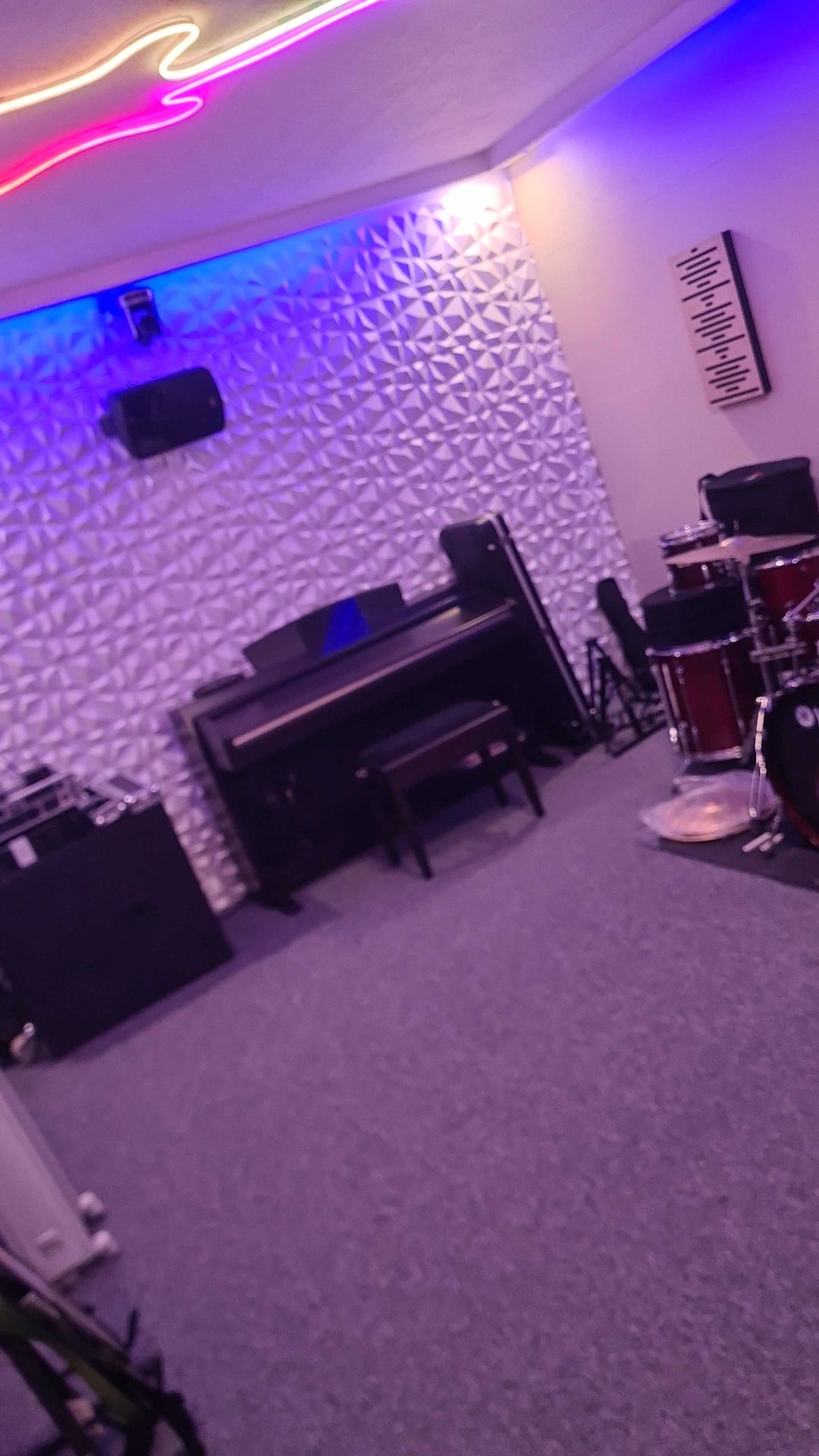 The "box" @ barn-records.